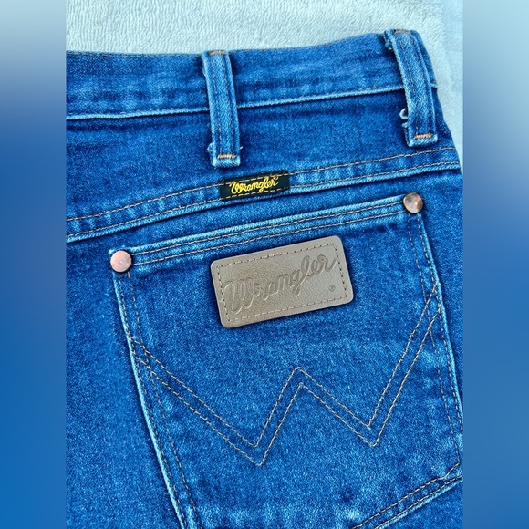Wrangler Pants - Wrangler Vintage Women’s Denim Shorts size 34 EUC